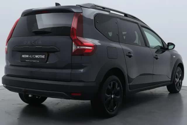 Dacia Jogger (2023) thumbnail 2