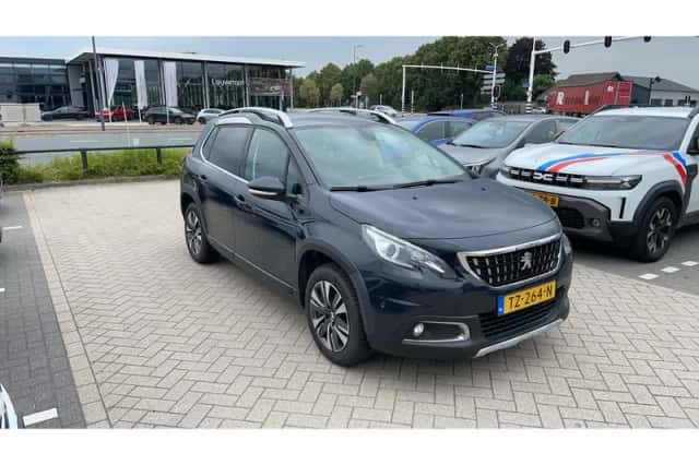 Peugeot 2008 (2018) thumbnail 5