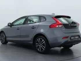Volvo V40 (2016) thumbnail 22