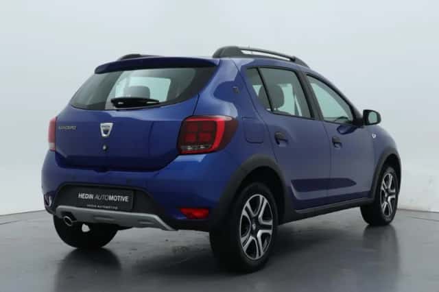 Dacia Sandero Stepway (2020) thumbnail 2