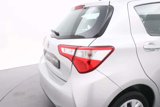 Toyota Yaris (2020) thumbnail 6
