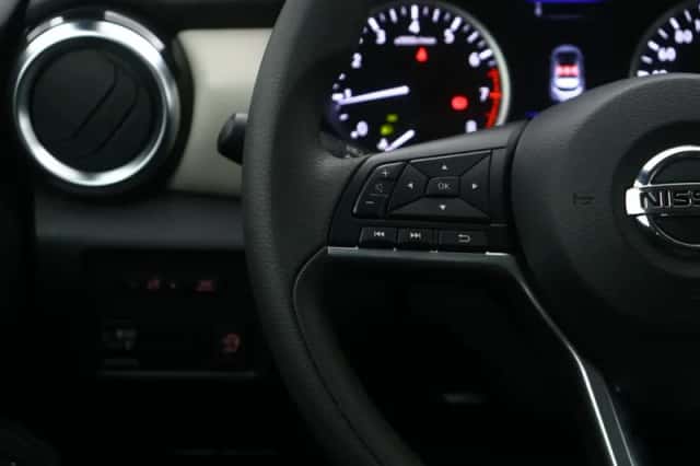 Nissan Micra (2022) thumbnail 11