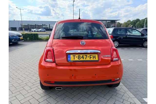 Fiat 500 (2023) thumbnail 3