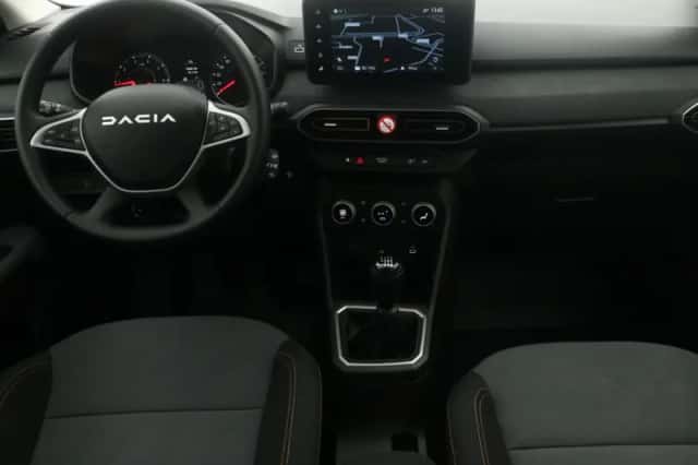 Dacia Sandero Stepway (2025) thumbnail 3