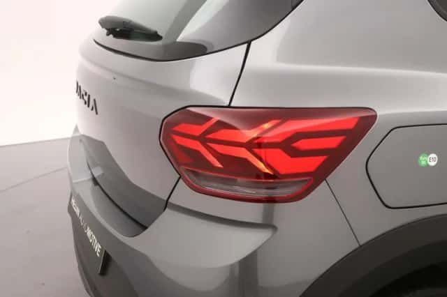 Dacia Sandero Stepway (2025) thumbnail 6