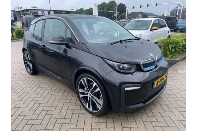 BMW i3 (2021) thumbnail 2