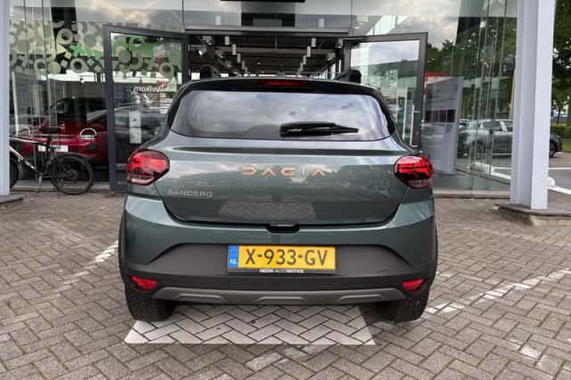 Dacia Sandero Stepway (2023) thumbnail 5