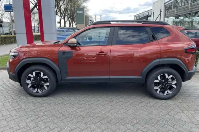 Dacia Duster (2025) thumbnail 2