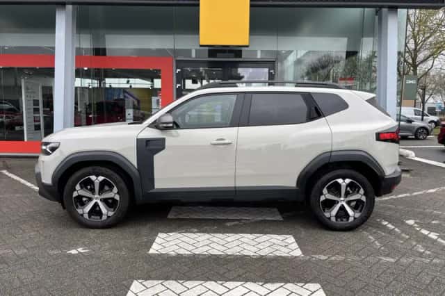 Dacia Duster (2024) thumbnail 2