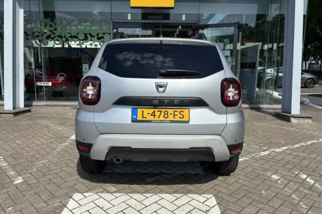Dacia Duster (2021) thumbnail 3