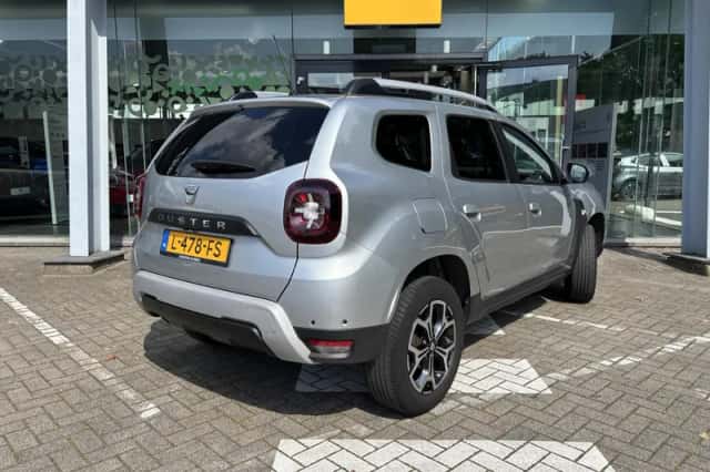 Dacia Duster (2021) thumbnail 4