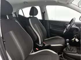 Hyundai i10 (2023) thumbnail 19