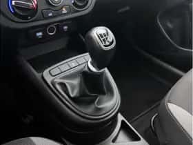 Hyundai i10 (2023) thumbnail 9