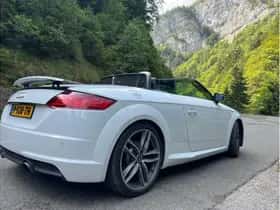 Audi TT (2016) thumbnail 3