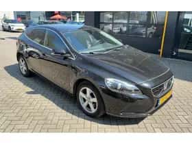 Volvo V40 (2016) thumbnail 5