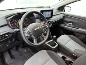 Dacia Sandero Stepway (2025) thumbnail 8