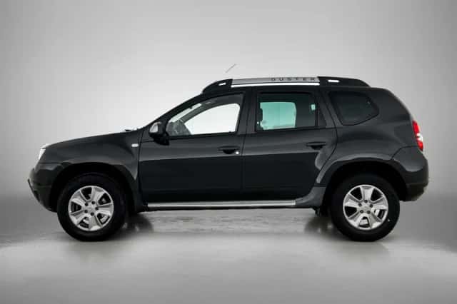 Dacia Duster (2015) thumbnail 6