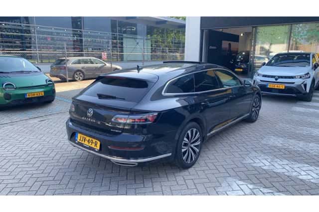 Volkswagen Arteon (2022) thumbnail 4