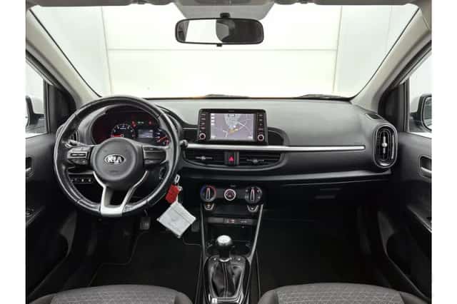 Kia Picanto (2017) thumbnail 3