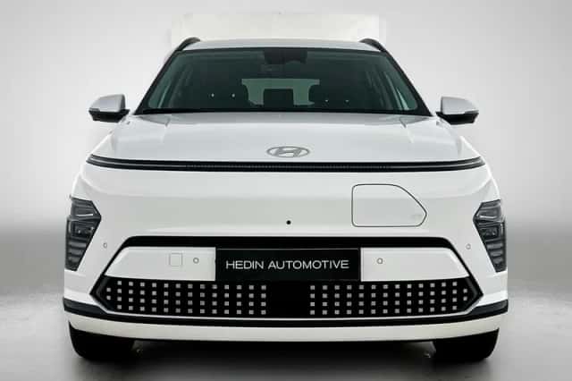 Hyundai Kona (2024) thumbnail 5