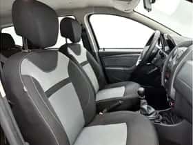 Dacia Duster (2017) thumbnail 18