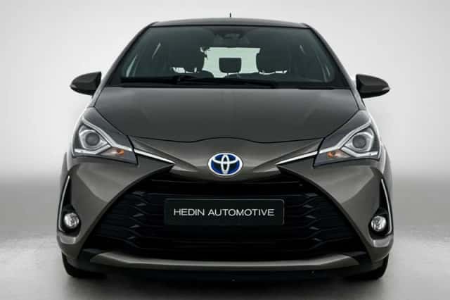 Toyota Yaris (2018) thumbnail 5