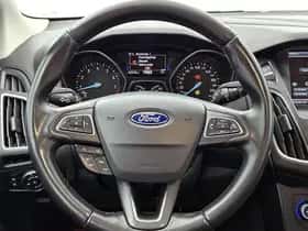 Ford Focus (2015) thumbnail 19