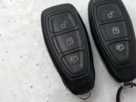 Ford Focus (2015) thumbnail 21