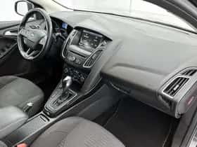 Ford Focus (2015) thumbnail 9