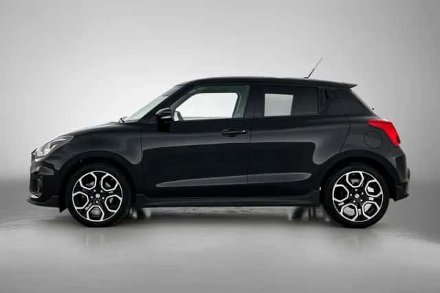 Suzuki Swift (2021) thumbnail 6