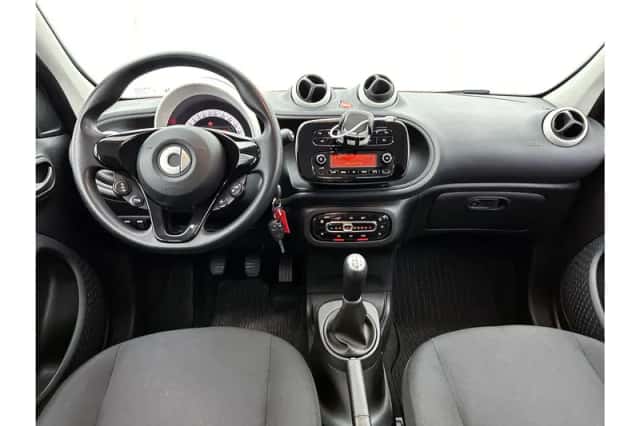 Smart Forfour (2018) thumbnail 3