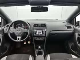 Volkswagen Polo (2013) thumbnail 3