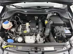 Volkswagen Polo (2013) thumbnail 28