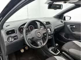 Volkswagen Polo (2013) thumbnail 8