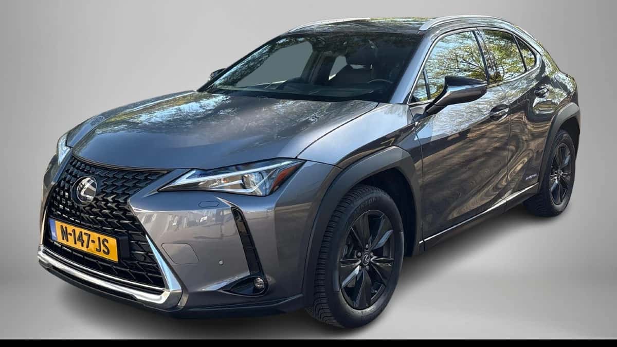 Lexus UX (2020) — foto 1