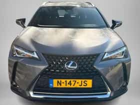 Lexus UX (2020) thumbnail 5