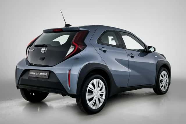 Toyota Aygo (2024) thumbnail 2