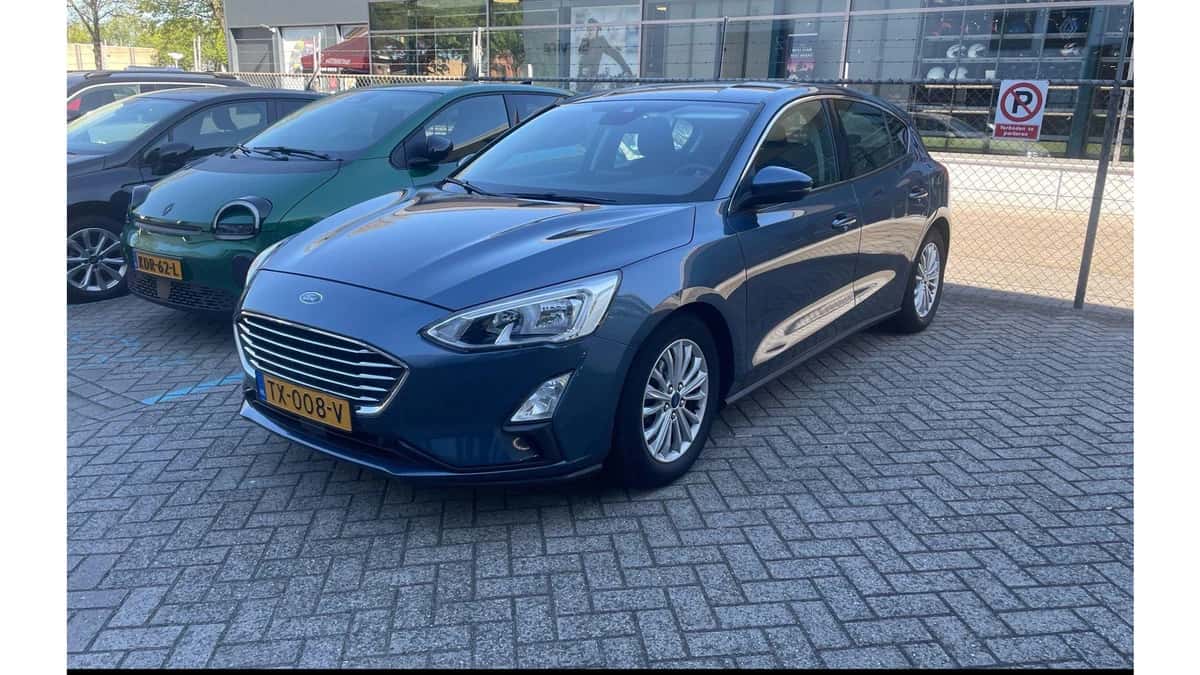 Ford Focus (2018) — foto 1