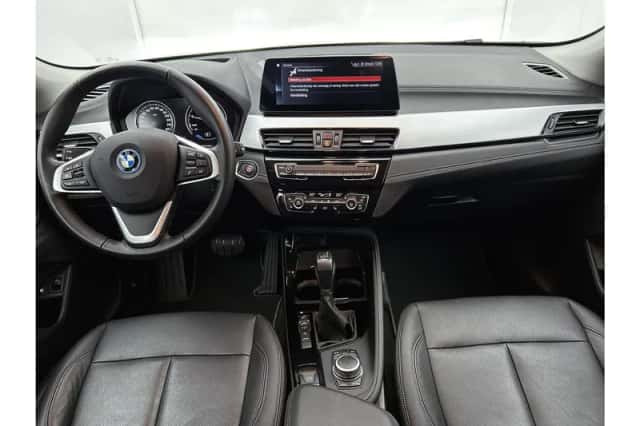 BMW X2 (2023) thumbnail 3