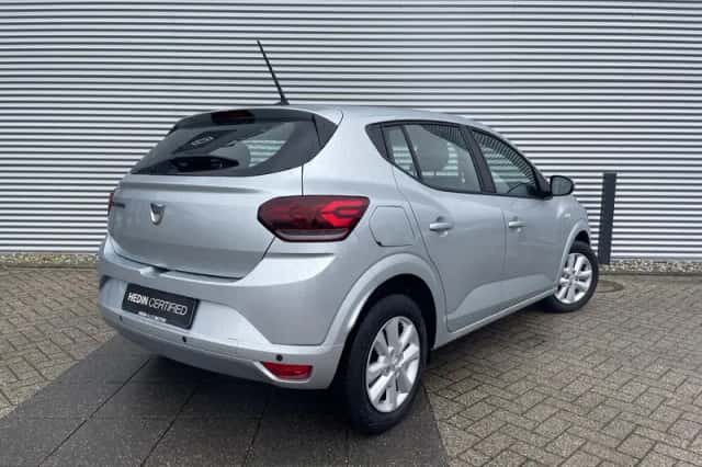 Dacia Sandero (2021) thumbnail 2