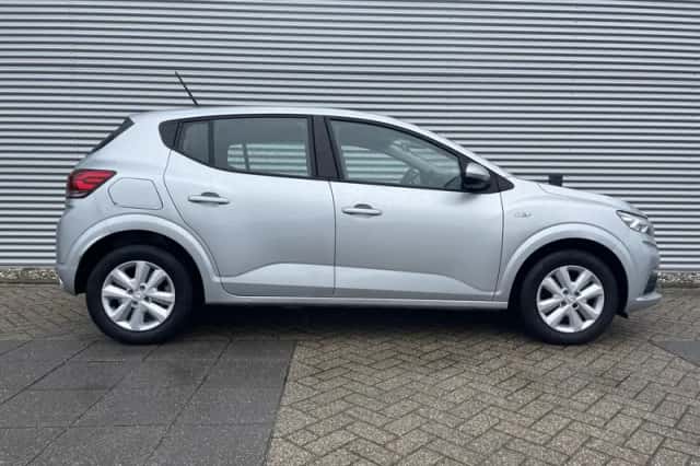 Dacia Sandero (2021) thumbnail 6