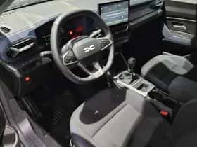Dacia Duster (2025) thumbnail 26