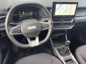 Dacia Duster (2025) thumbnail 9
