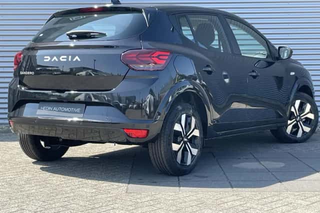 Dacia Sandero (2025) thumbnail 2