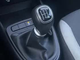 Hyundai i10 (2023) thumbnail 22