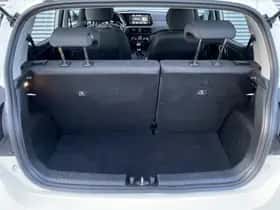 Hyundai i10 (2023) thumbnail 9