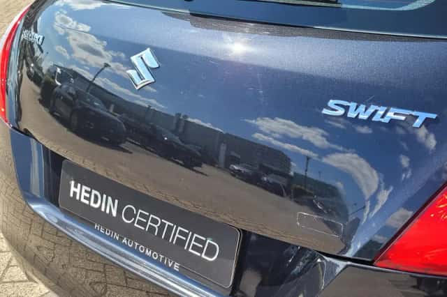 Suzuki Swift (2014) thumbnail 6