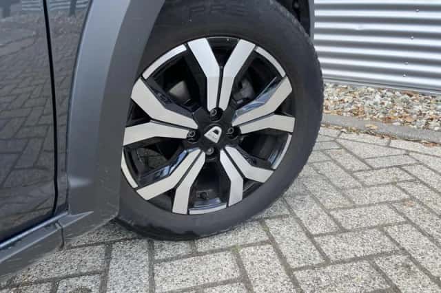 Dacia Sandero (2022) thumbnail 5