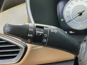 Hyundai Santa Fe (2022) thumbnail 18