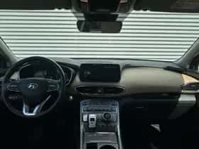Hyundai Santa Fe (2022) thumbnail 3